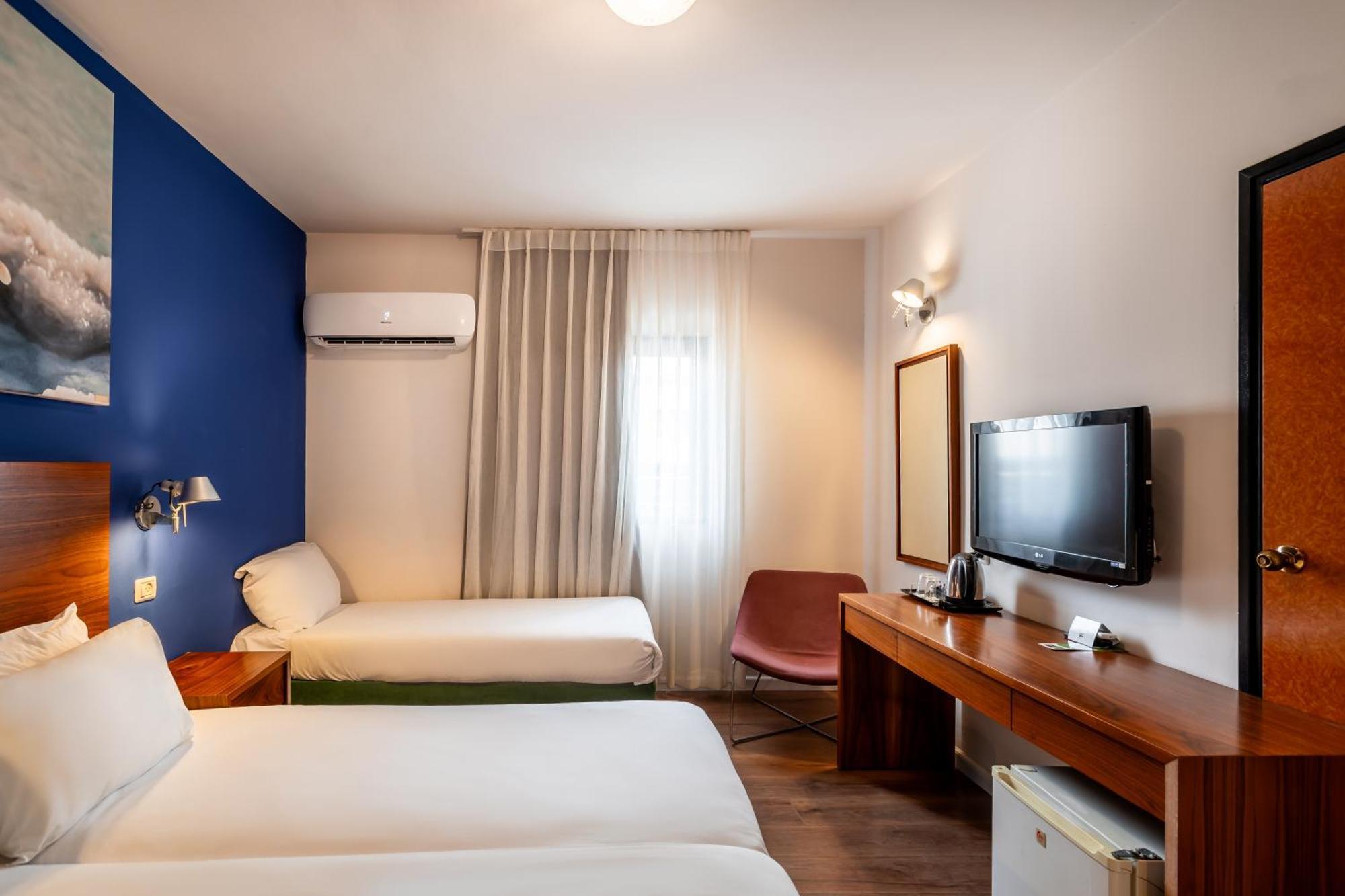 Jacob Tiberias Hotel Ngoại thất bức ảnh
